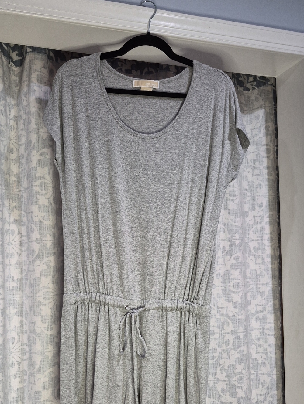 Michael Kors Gray and Beige Label Tee